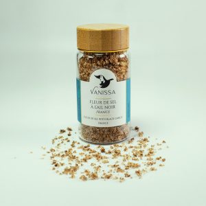 Fleur de sel with black garlic 90gr